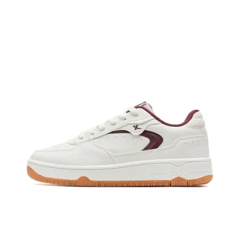 XTEP Wear resistant And Lightweight Low Top Skateboard Shoes Men's White Red
