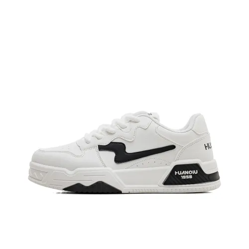 HUANQIU Slip Resistant Shock Absorbers With Abrasion Resistant Properties Low Top Skateboard Shoes Men's White Black