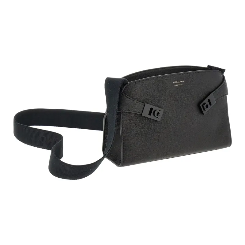 FERRAGAMO Hug Hammered Texture Calfskin Messenger Bag, Crossbody Bag Men's Black-2