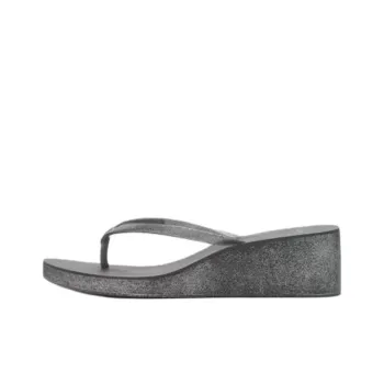 MANGO Rubber Sole Abrasion Resistant Flip Flops Women's Silver
