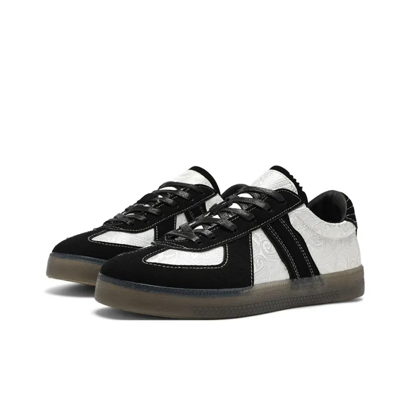 HACKBUTEER Low Top Skateboard Shoes Men's White Black Box Included-2
