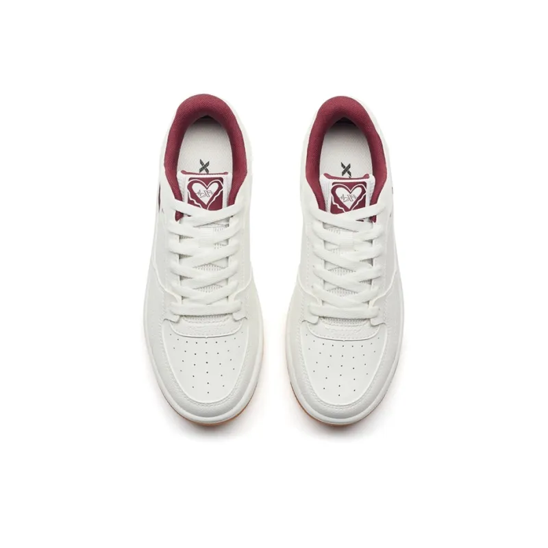 XTEP Wear resistant And Lightweight Low Top Skateboard Shoes Women's White Red-3