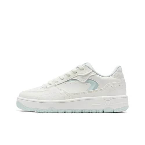 XTEP Skateboard Shoes Women's Low Top Sail White/Moonstone Blue