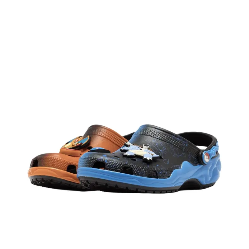 Crocs Classic Clog Pokémon Charizard Vs. Blastoise Clogs Unisex Black-2