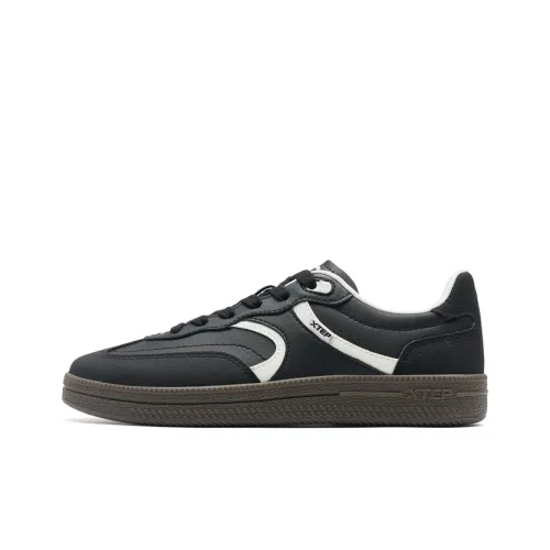 XTEP German Army Trainers T Trainers Lightweight Low Top Skateboard Shoes Women's Black/Sail White