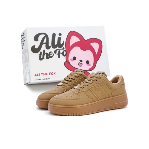 ALI THE FOX Low Top Skateboard Shoes Men's Stag Brown