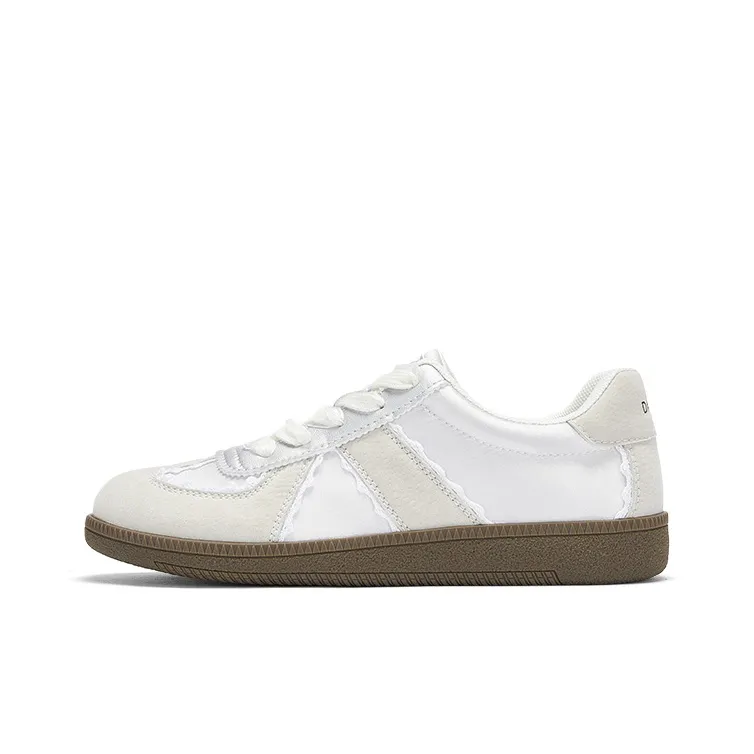 DAPHNE Low Top Skateboard Shoes Women's Silver-0