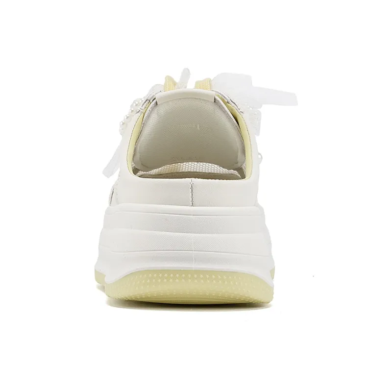 La Chapelle Closed Toe Slippers Women's Beige Yellow-4