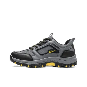WARRIOR Hiking / Trekking Shoes Men Low Top Black, Yellow