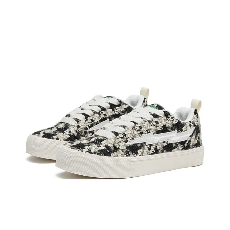 EOKAGAH Low Top Skateboard Shoes Unisex-2