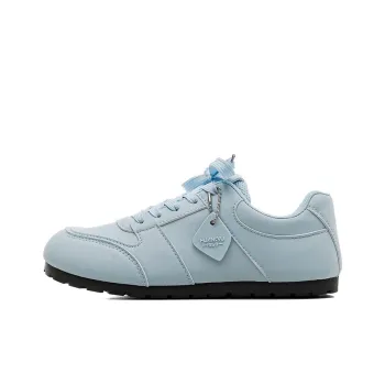 HUANQIU Slip Resistant, Abrasion Resistant, Lightweight Low Top Skateboard Shoes Women's Glacier Blue