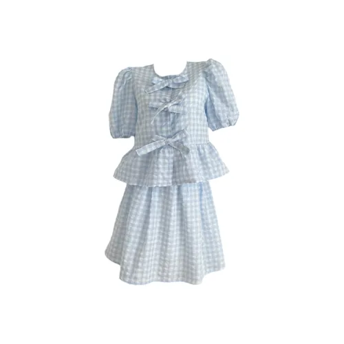 Olivia Share777 Skirt Set Women's
