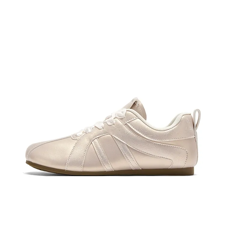 DAPHNE Low Top Skateboard Shoes Women's Pink-0