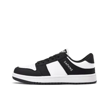 DAPHNE Lightweight Low Top Skateboard Shoes Women's Black White