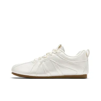 DAPHNE Low Top Skateboard Shoes Women's White
