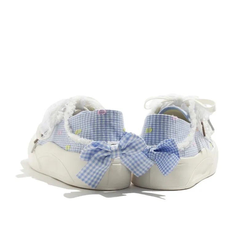 MEAKKEA Breathable, Lightweight Coverage Low Top Canvas Shoes Women's-6