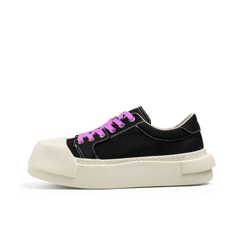 Black tailed Deer Slip Resistant, Breathable, Lightweight Low Top Skateboard Shoes Men's-0