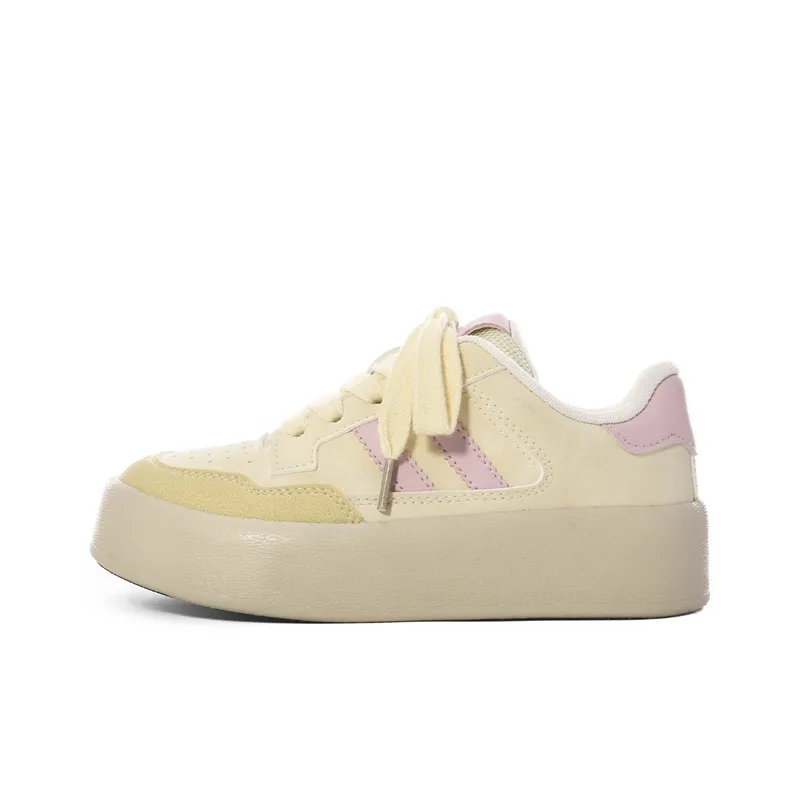 The New Age Family Low Top Skateboard Shoes Women's Yellow Pink-0