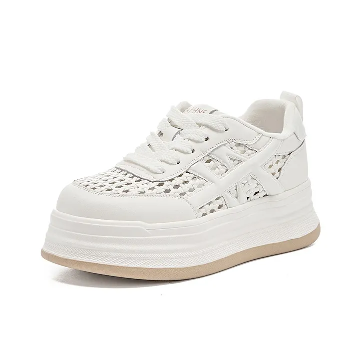 DAPHNE Anti Slip Wear Resistant Low Top Skateboard Shoes Women's-1