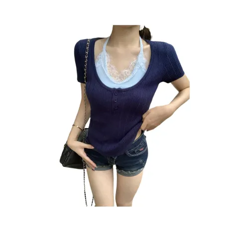 The Temptation Of The Muse T Shirt Women's
