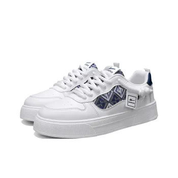 WARRIOR Skateboard Shoes Men Low Top White Blue