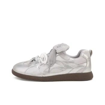 TTKJ Abrasion Resistant, Lightweight, And Breathable Low Top Skateboard Shoes Women's Satin Silver