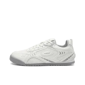 China Aerospace Low Top Casual Shoes Men's