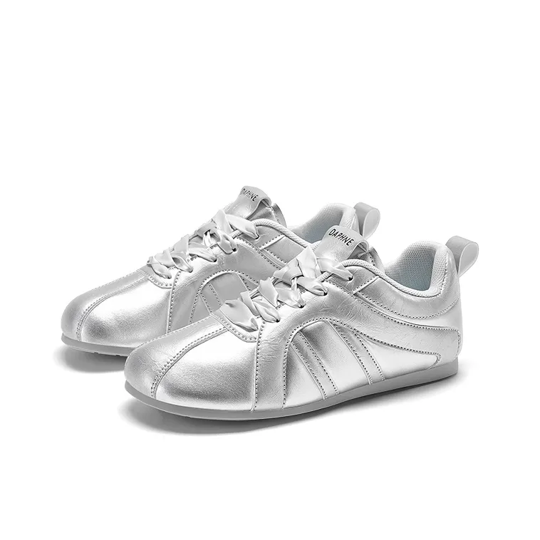DAPHNE Low Top Skateboard Shoes Women's Silver-5