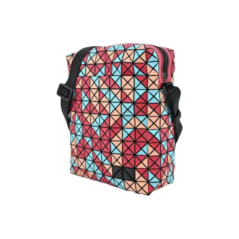 ISSEY MIYAKE Beetle Nylon Camera Bag, Shoulder Bag, Crossbody Bag Trumpets Unisex Red-2