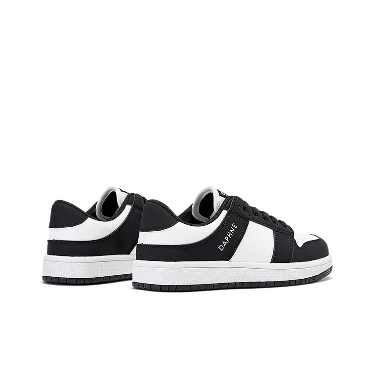 DAPHNE Lightweight Low Top Skateboard Shoes Women's Black White-7