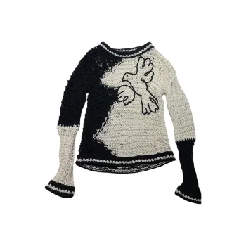 CHANEL 22C Early Spring Vacation Collection Knitwear Women's Black White