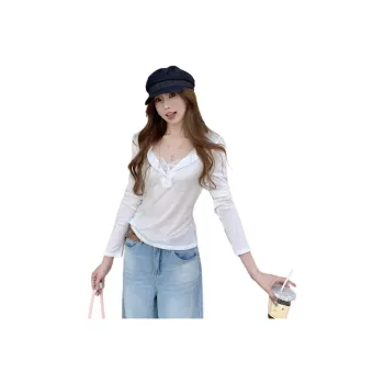 The Temptation Of The Muse T Shirt Women's