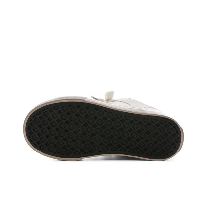 The New Age Family Low Top Skateboard Shoes Women's Milk Tea-4