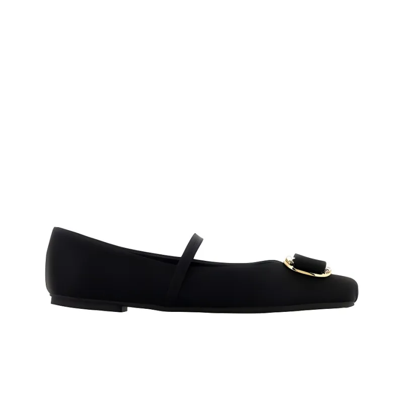 FERRAGAMO Vara Casual Single Shoes Women's Black-1