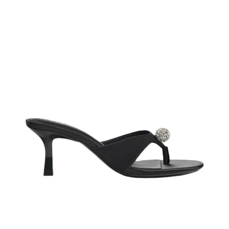 ZARA Slip Resistant Flip Flops Women's Black-1