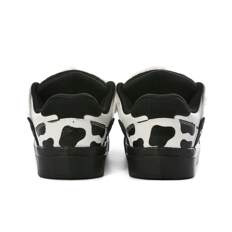 The New Age Family Low Top Skateboard Shoes Women's Cow Black-2