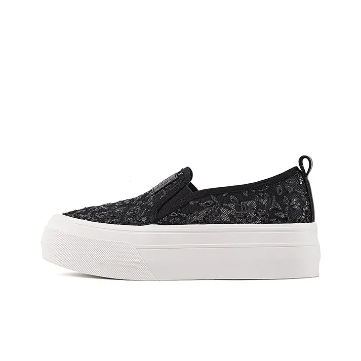 DAPHNE Anti Slip Wear Resistant Low Top Skateboard Shoes Women's-10