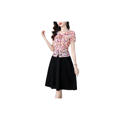 The Temptation Of The Muse Short Sleeved Dress Women's