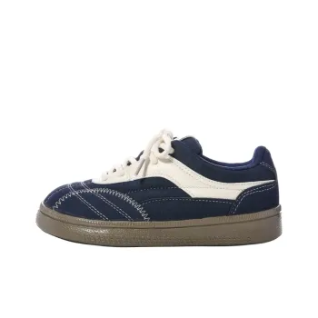 The New Age Family Low Top Skateboard Shoes Women's Dark Blue