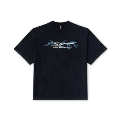 ANTA SNEAKERVERSE 블랙 남녀공용 티셔츠