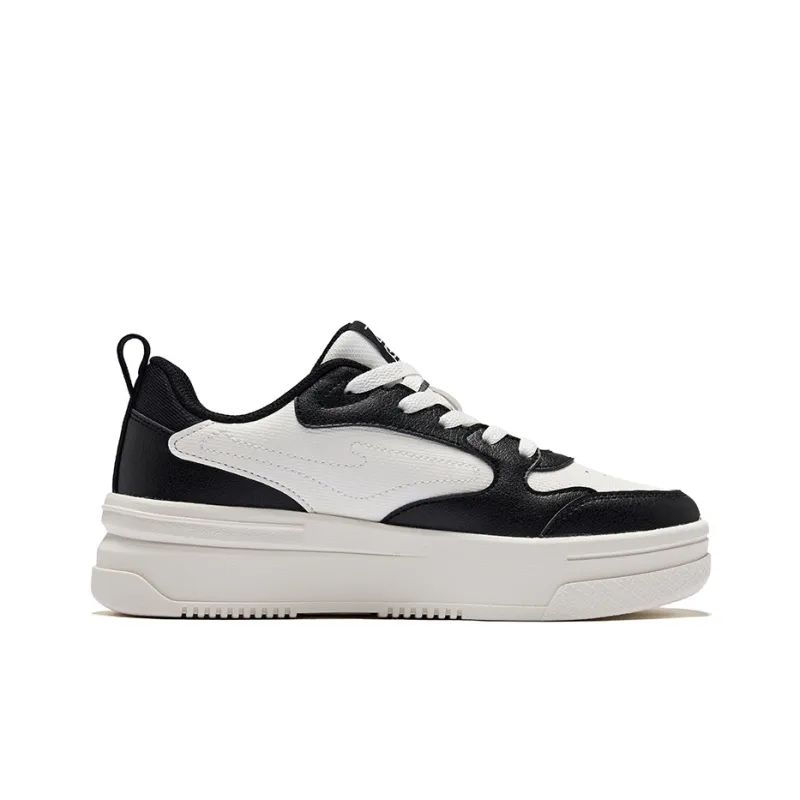 Erke Anti Slip Wear Resistant Low Top Skateboard Shoes Women's Microcrystal White Jet Black-1