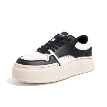 DAPHNE Low Top Skateboard Shoes Women's Black