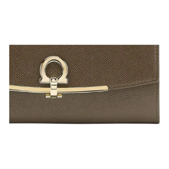 FERRAGAMO GANCINI Calfskin Wallet Women's Brown Green-4