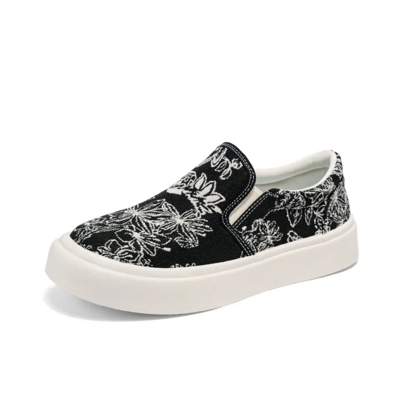 CAMOSI Slip Resistant And Breathable Low Top Canvas Shoes Men's-1