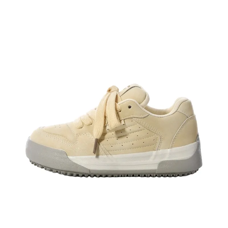 The New Age Family Low Top Skateboard Shoes Women's Light Yellow-0