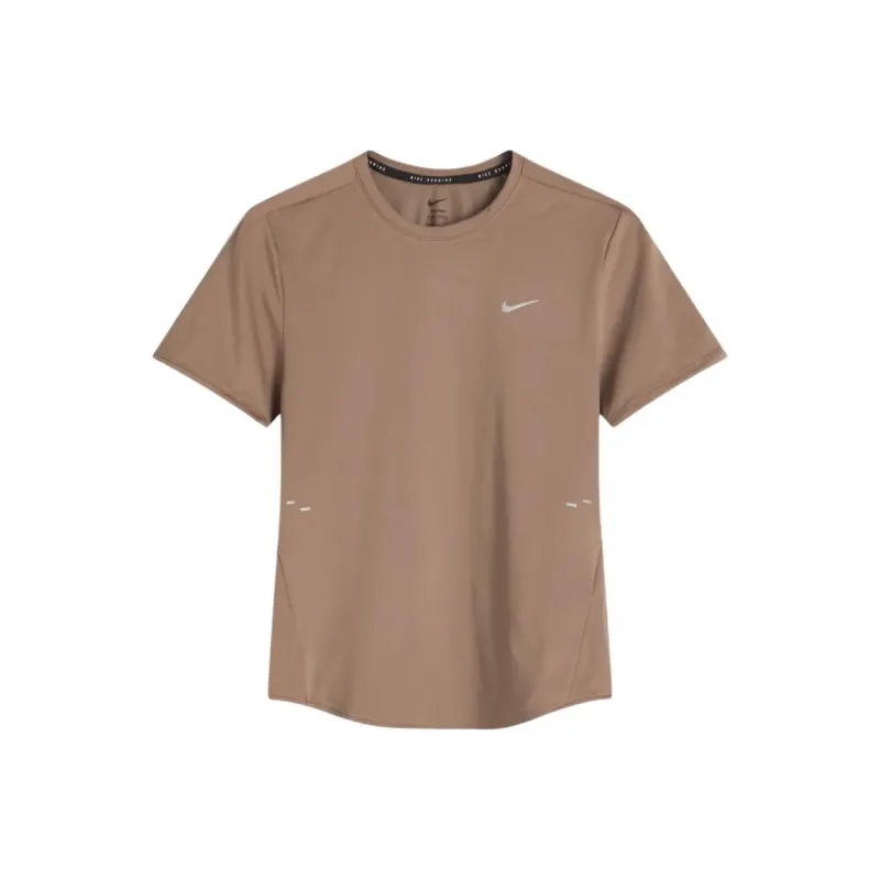 Nike Clothing T Shirts Women's Brown-0