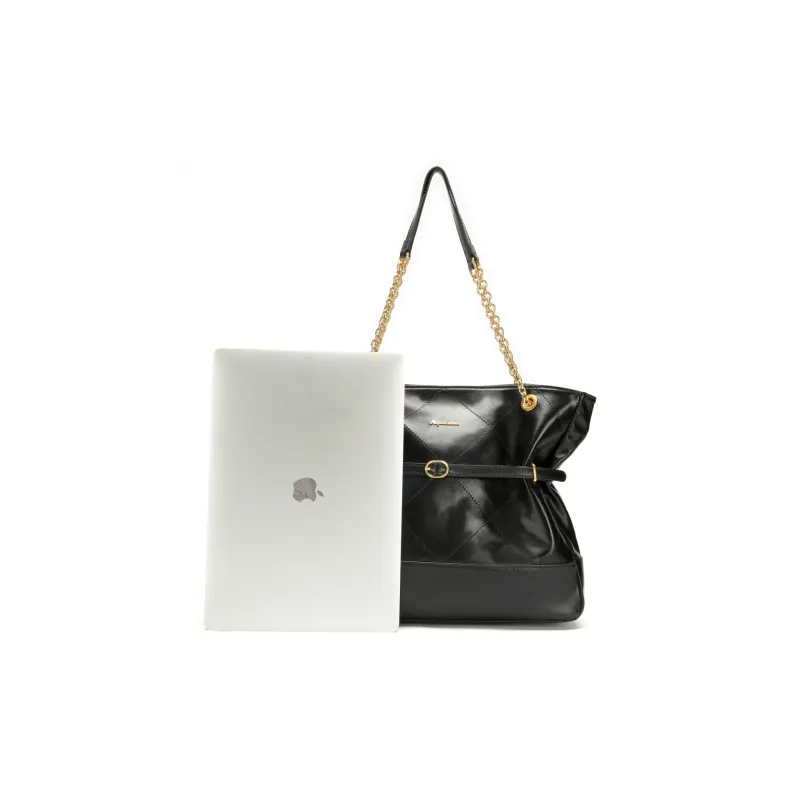 AQUASCUTUM Cow Leather Shoulder Bag Women's Black-4