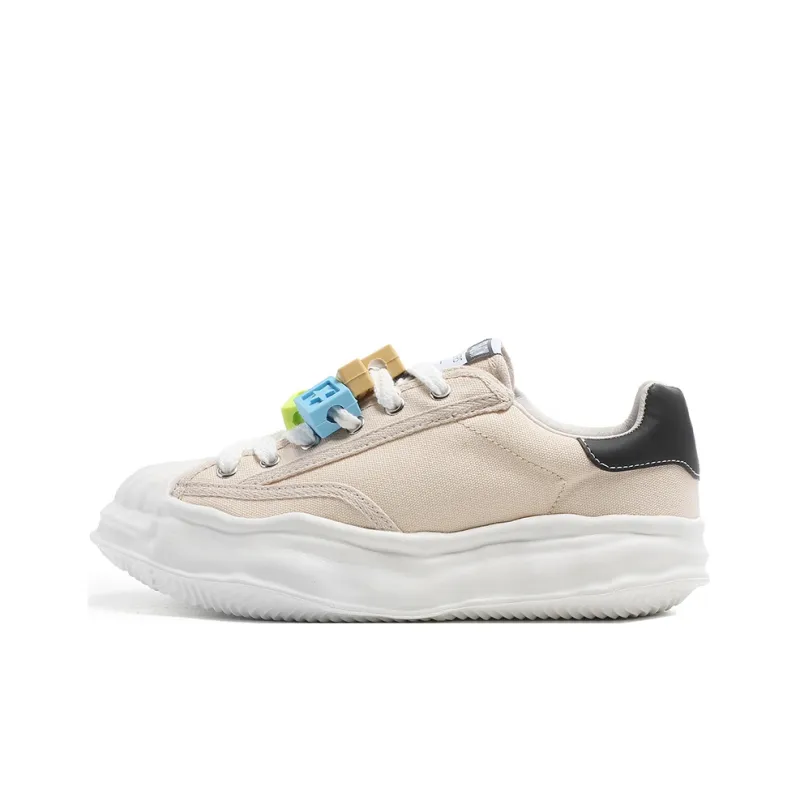 OUGLEMEN Slip Resistant And Abrasion Resistant Coverage Low Top Casual Shoes Unisex Beige-1