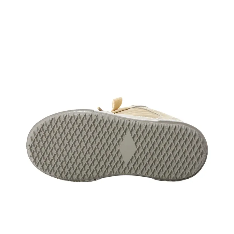 The New Age Family Low Top Skateboard Shoes Women's Light Yellow-4