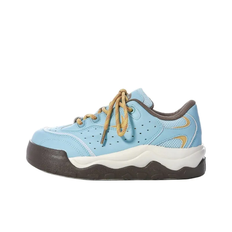 The New Age Family Low Top Skateboard Shoes Women's Blue-0